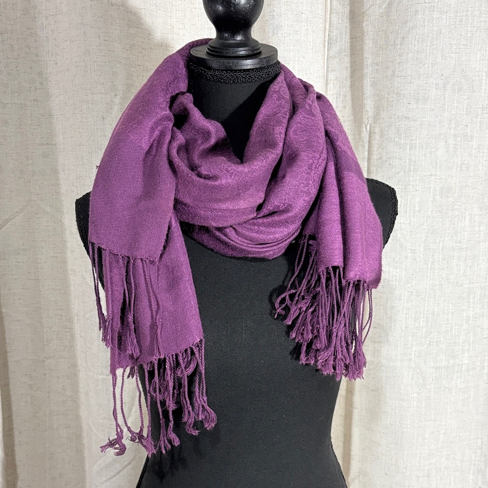 Elegant Purple Women's Scarf/Wrap